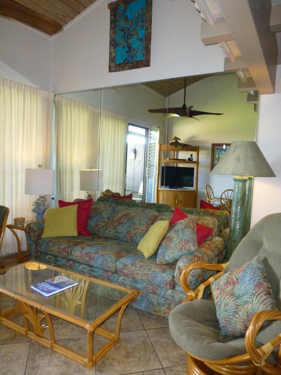 Mahina Surf 220 By Redawning Aparthotel Lahaina Kültér fotó