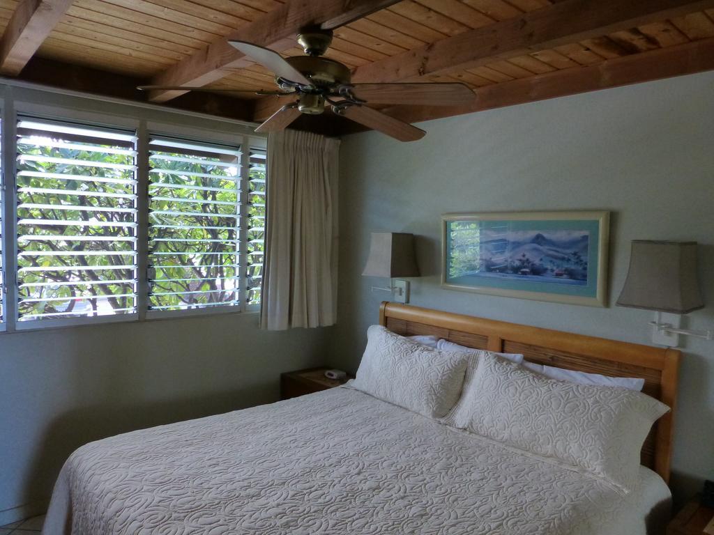 Mahina Surf 220 By Redawning Aparthotel Lahaina Kültér fotó