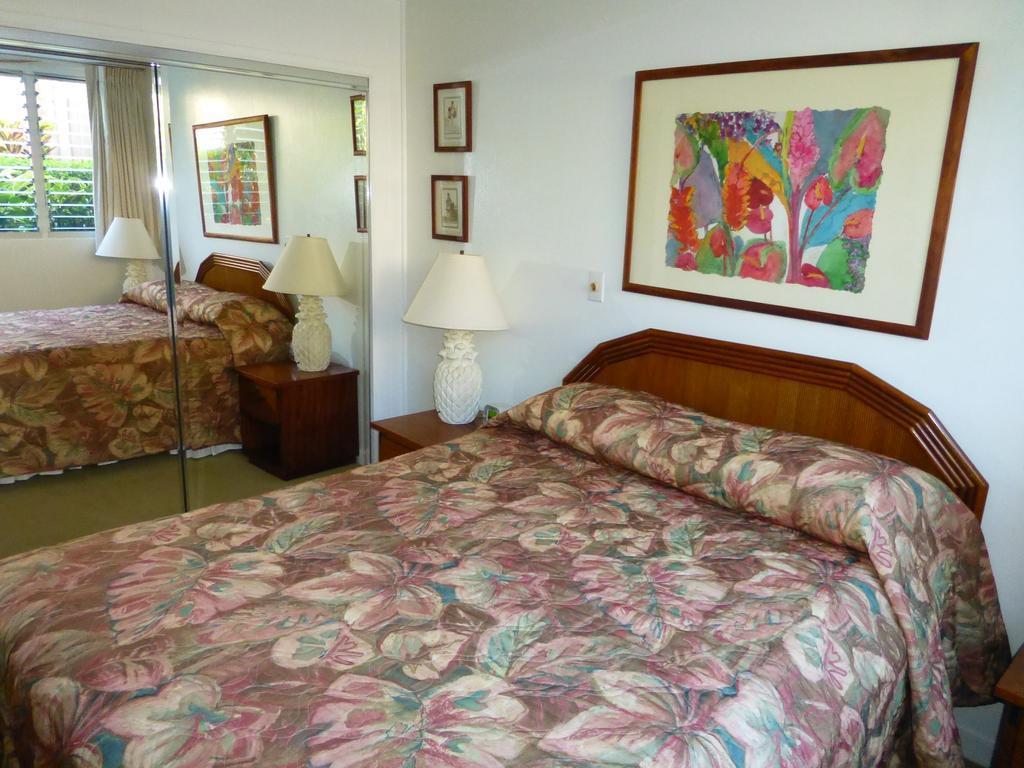 Mahina Surf 220 By Redawning Aparthotel Lahaina Kültér fotó