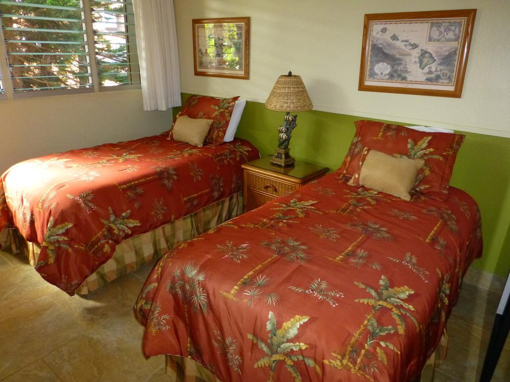 Mahina Surf 220 By Redawning Aparthotel Lahaina Kültér fotó